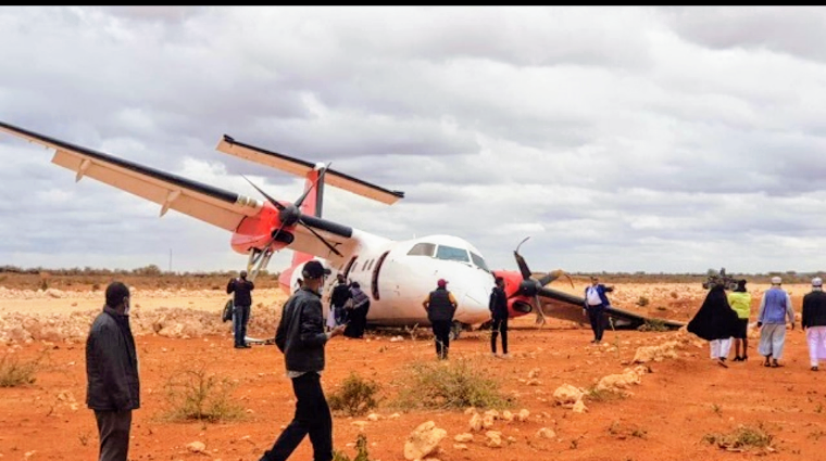 40 PASSENGERS ABOARD A KENYAN AIRPLANE, ESCAPE CRASH