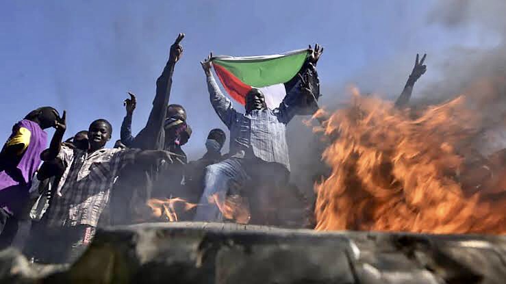 AL JAZEERA TV BOSS IN SUDAN DETAINED, SIX KILLED IN PROTESTS
