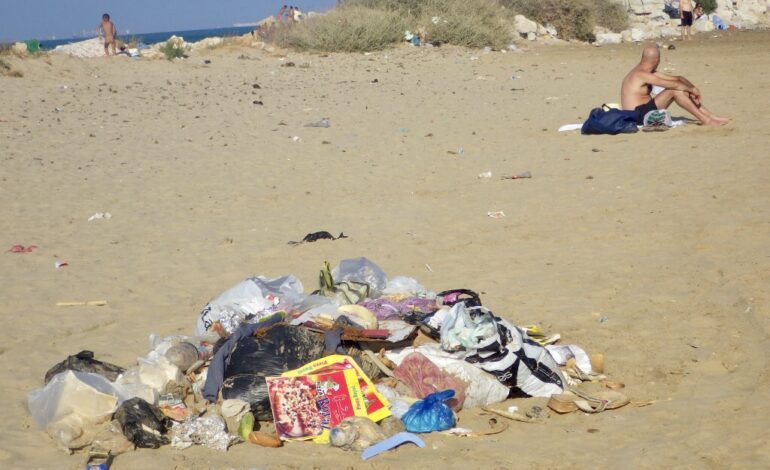 PLASTIC WASTES CHOKE TUNISIA’S BEACHES