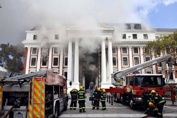 MAN ARRESTED AS LARGE FIRE RAVAGES SOUTH AFRICA’S PARLIAMENT