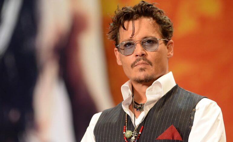JOHNNY DEPP SET TO RETURN TO PIRATES OF THE CARIBBEAN