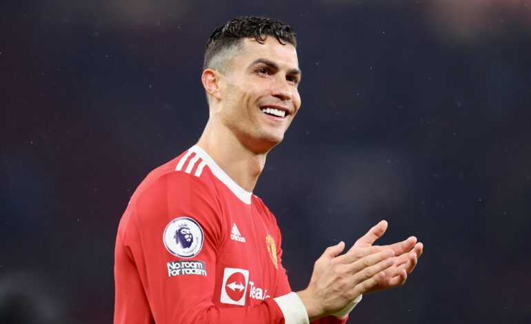 CRISTIANO RONALDO WANTS TO LEAVE MANCHESTER UNITED