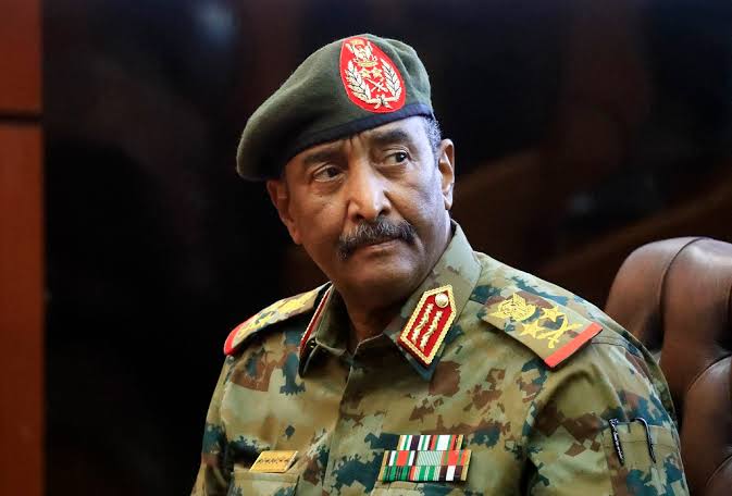 SUDAN MILITARY LEADER CLEARS WAY FOR CIVILIAN RULE