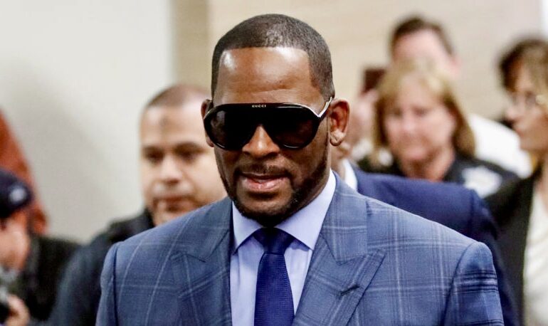 VICTIM IN R. KELLY’S TRIAL ALLEGES HE HAD SEX WITH HER WHEN SHE WAS 15