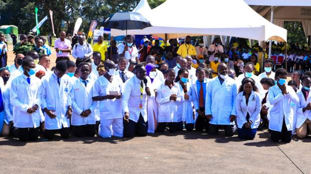  UGANDAN DOCTORS ON THEIR KNEES IMPLORE MUSEVENI TO RUN FOR 7TH TERM