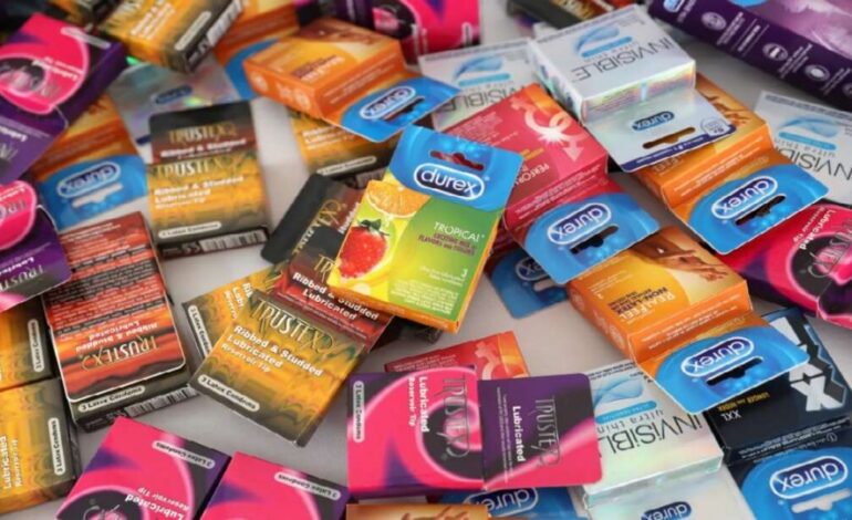 YOUNG ADULTS 18-25 WILL BE ABLE TO GET CONDOMS FOR FREE IN FRANCE