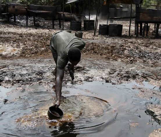 14,000 NIGERIANS SUE SHELL IN THE UK OVER OIL SPILLS, POLLUTION