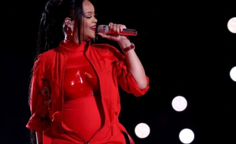 RIHANNA REVEALS SHE IS PREGNANT DURING SUPERBOWL PERFORMANCE