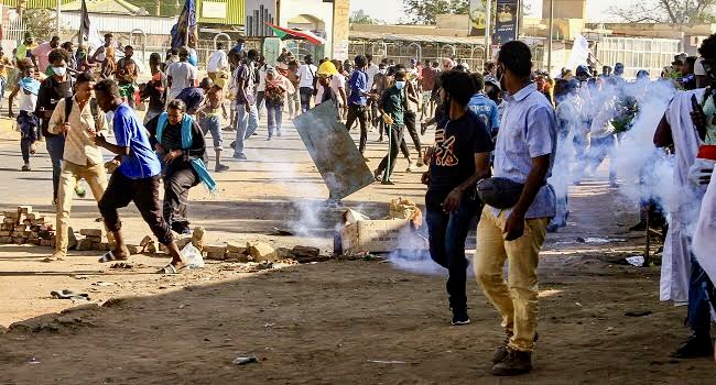 25 CIVILIANS KILLED IN SUDAN WEEKEND ATTACKS