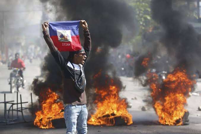 HAITI DECLARES CURFEW IN BID TO RESTORE ORDER FOLLOWING WEEKEND JAILBREAK